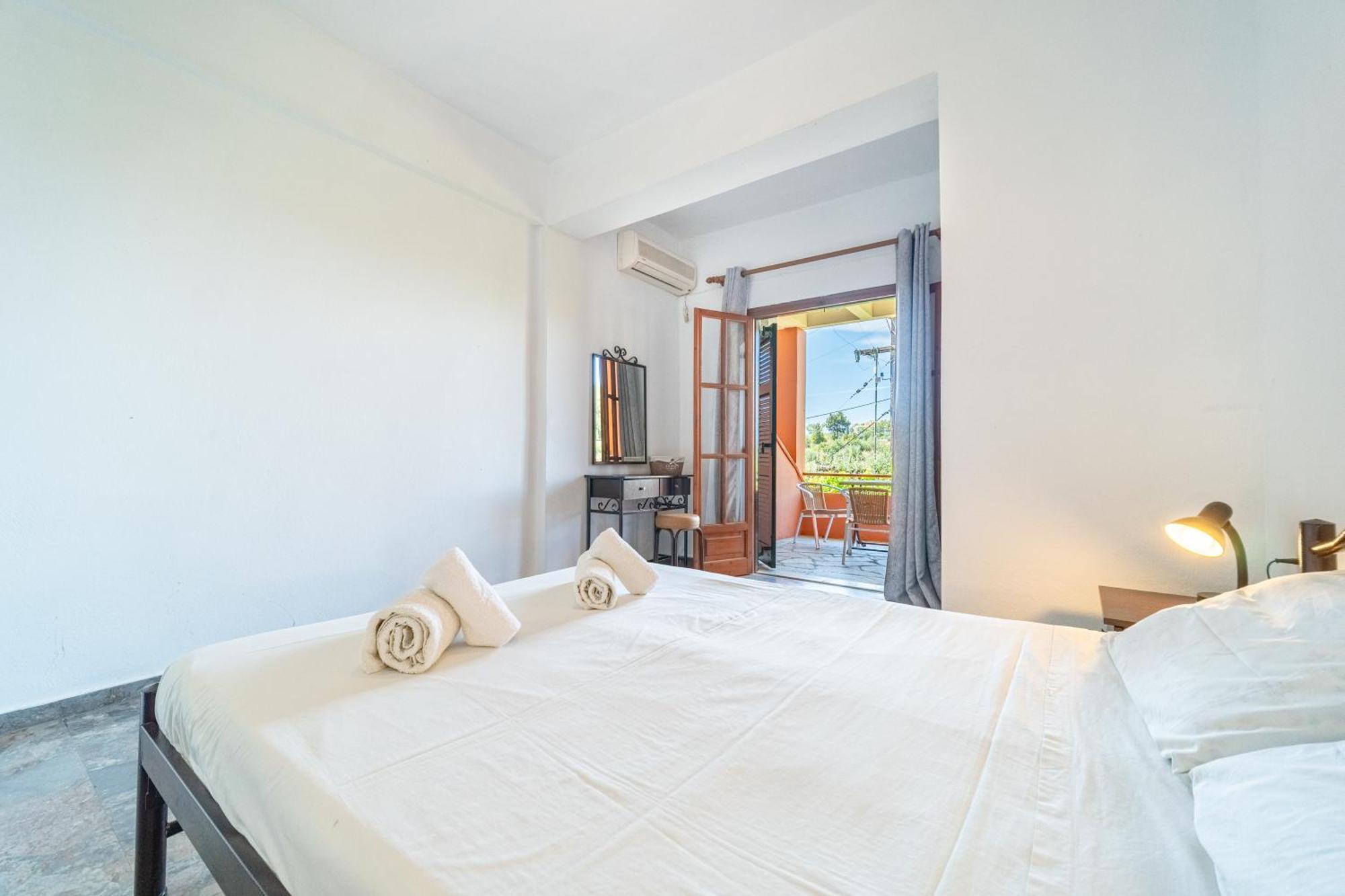 Arianna Studio Ground Floor 3 Палеокастрица Экстерьер фото
